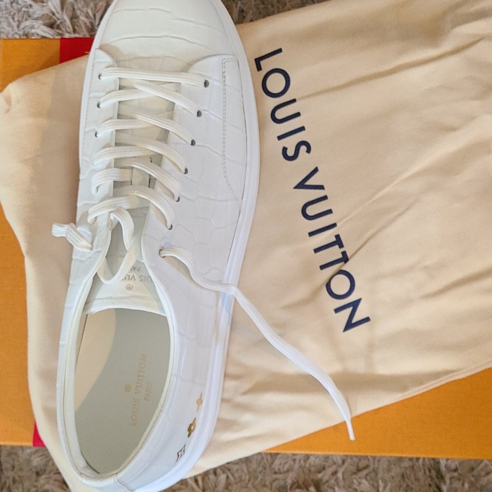 Louis Vuitton Men's Wt Leather Alligator Sneakers
